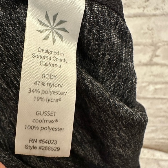 Athleta capri leggings women’s small black graphite - Picture 3 of 6